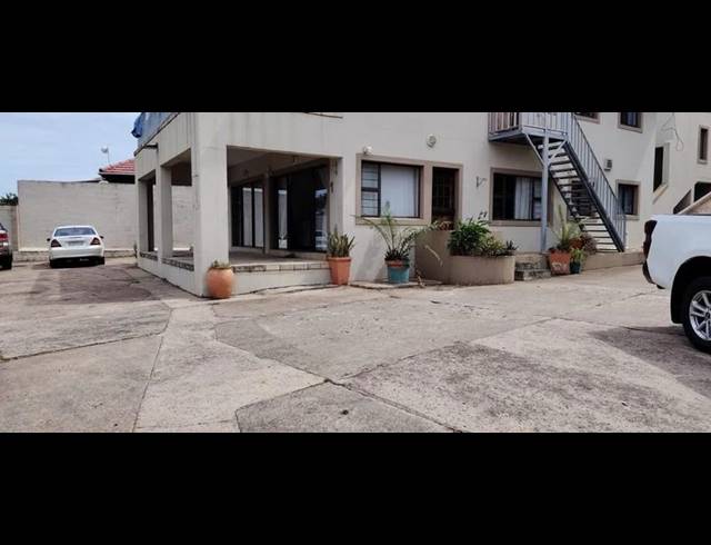 3 BEDROOM PROPERTY TO RENT IN BLUFF